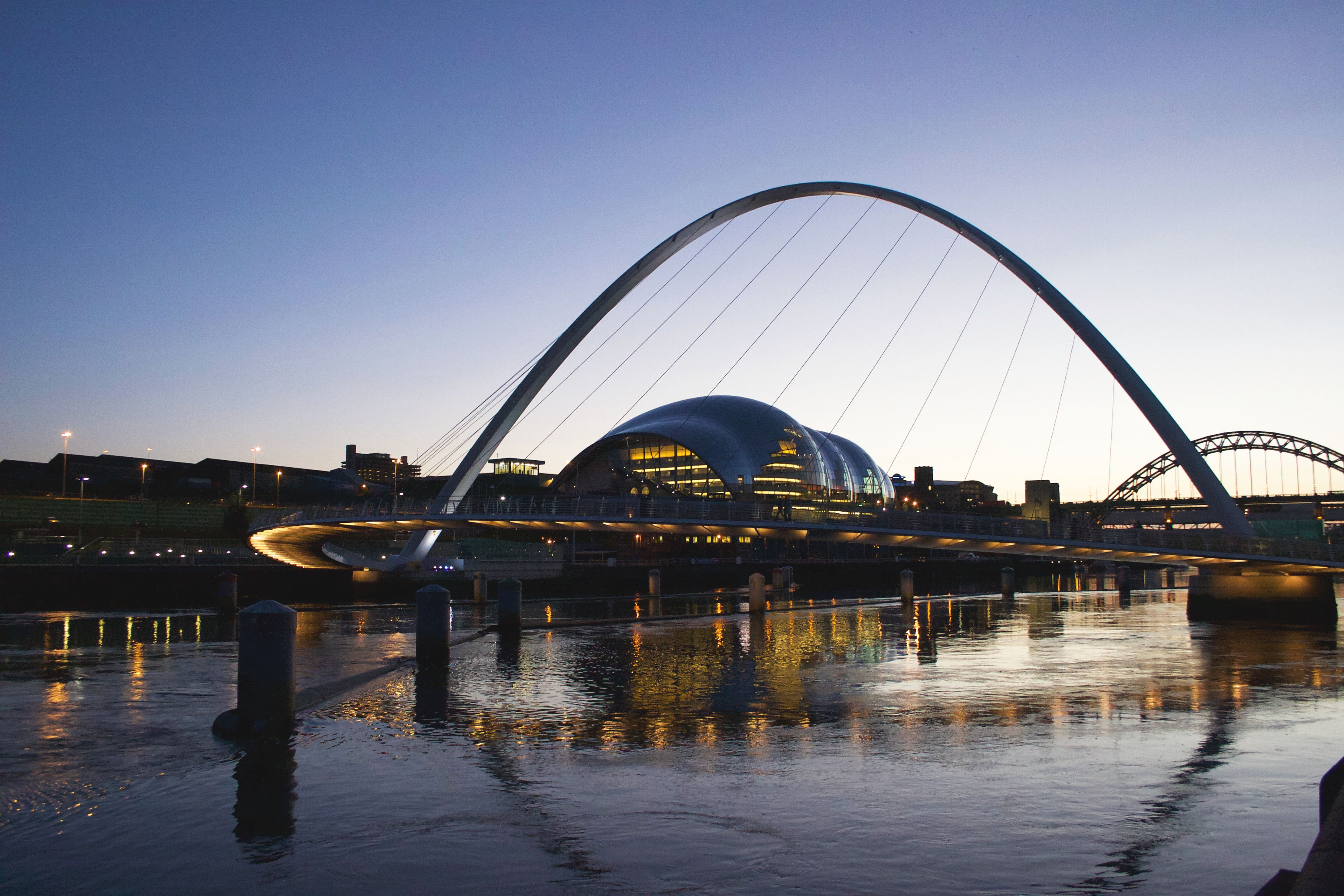 Edinburgh to Newcastle by train