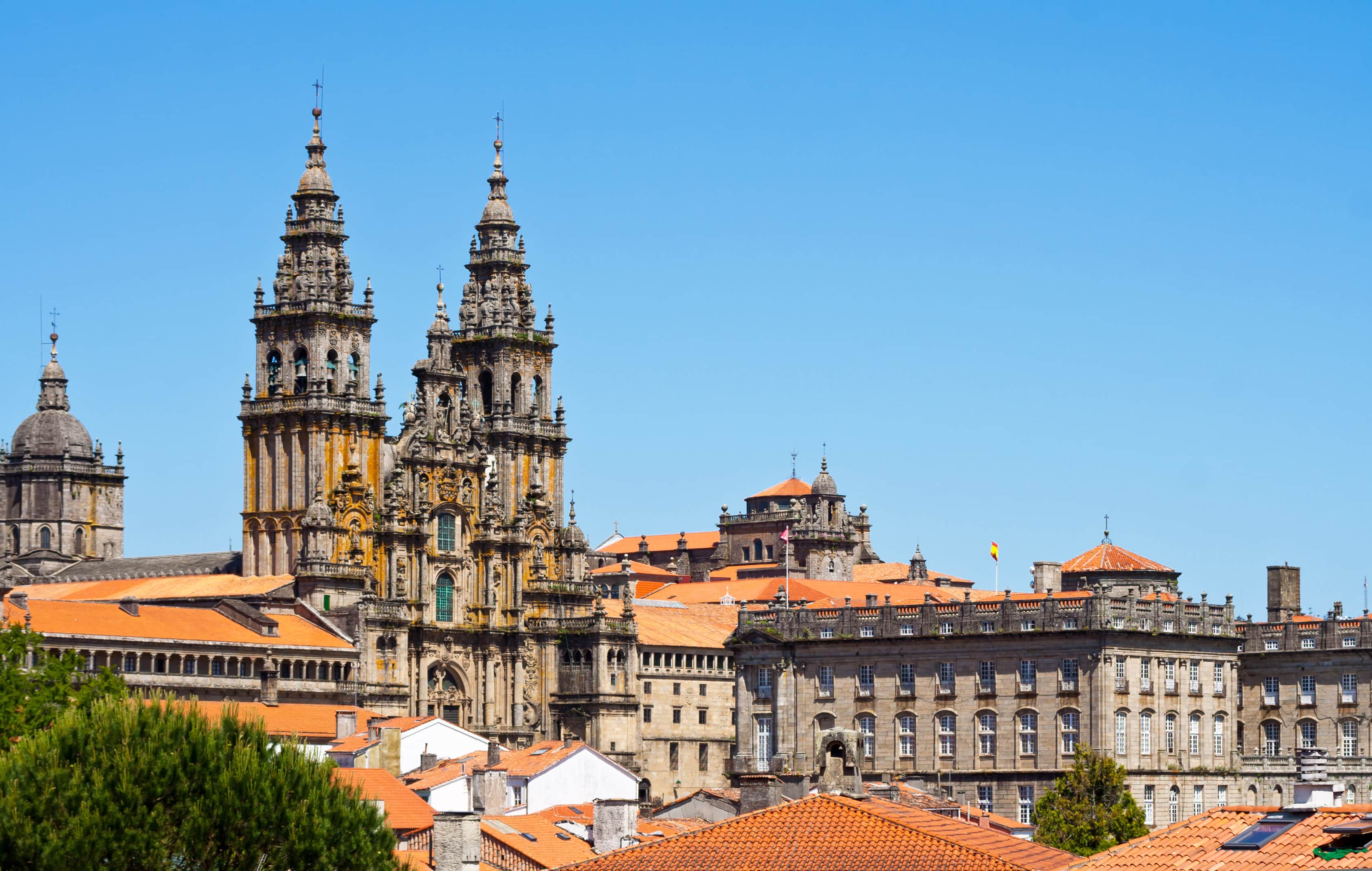 Madrid to Santiago De Compostela by train